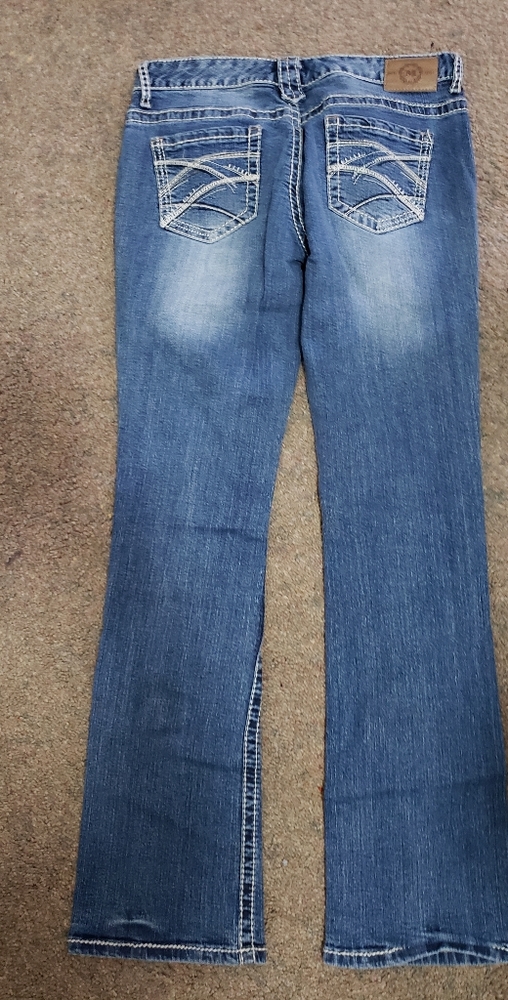 Maurice's Ripped Jeans - Picture 2 of 2